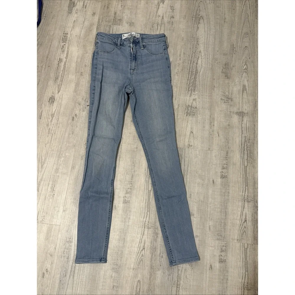 Hollister Jeans‎ Super Skinny Light Wash Denim Stretchy ~ 3 26/28